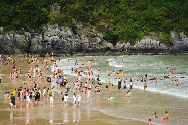 Du lịch Cát Bà - Hạ Long - Tuần Châu 3 ngày 2 đêm